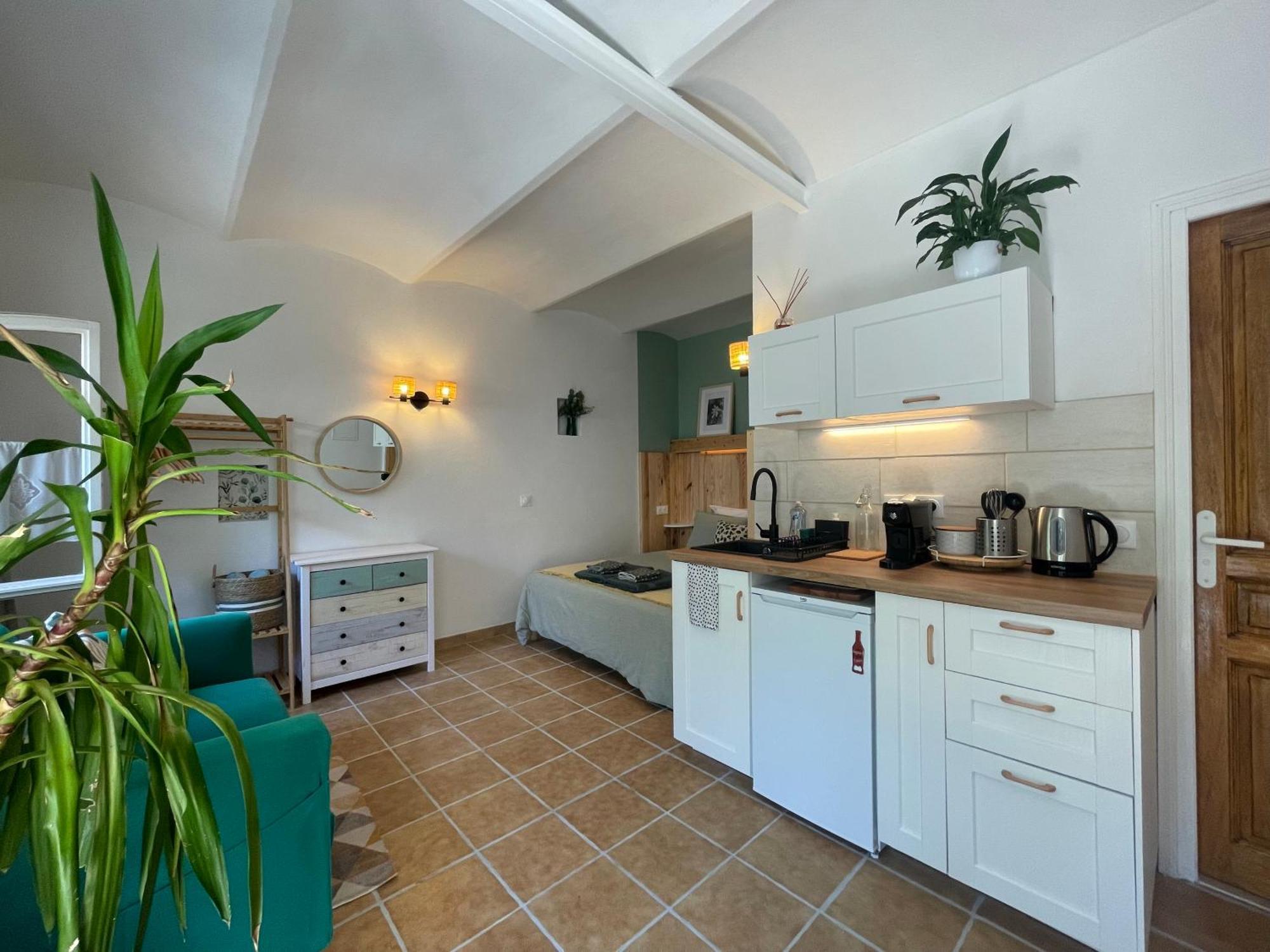 Cosy Studio - Place Du Figuier Bormes-les-Mimosas Esterno foto